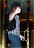 demi-lovato-nyc-hotel-03.jpg